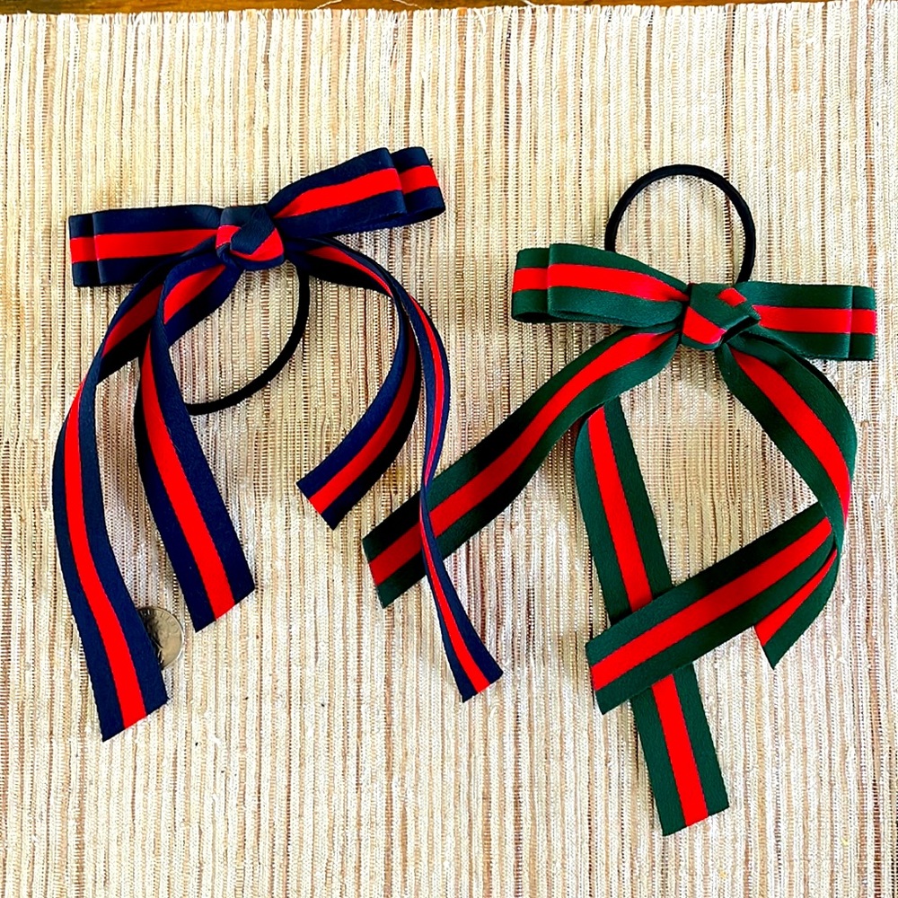 Hair bows!! Green/Red and Navy/Red with black elastics.   7” drop